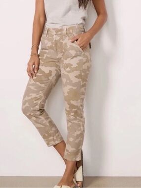 NWT Citizens of Humanity Taupe Cropped Camo Pants 26